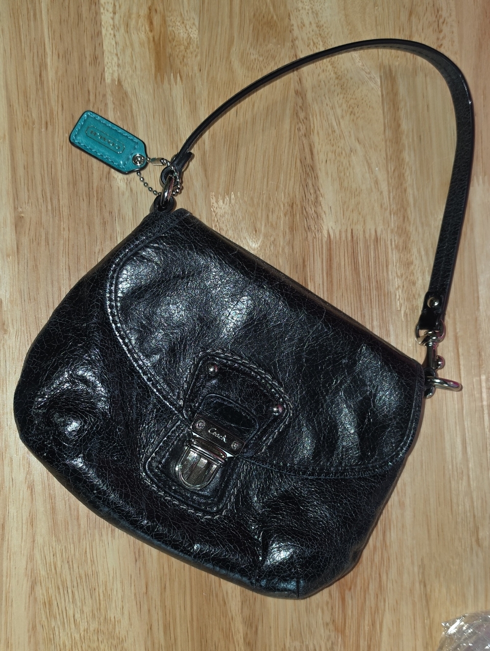 Coach Black Poppy Lyla Mini Purse Y2K Italian Destressed Leather Teal Hang Tag